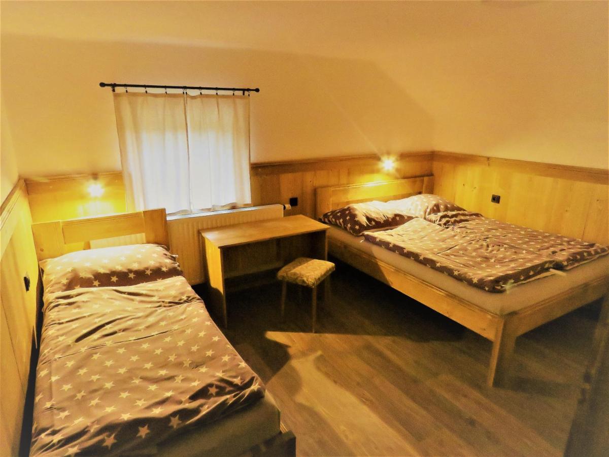Auberge de jeunesse Bouda Na Plani - Horska Bouda à Špindlerŭv Mlýn Extérieur photo