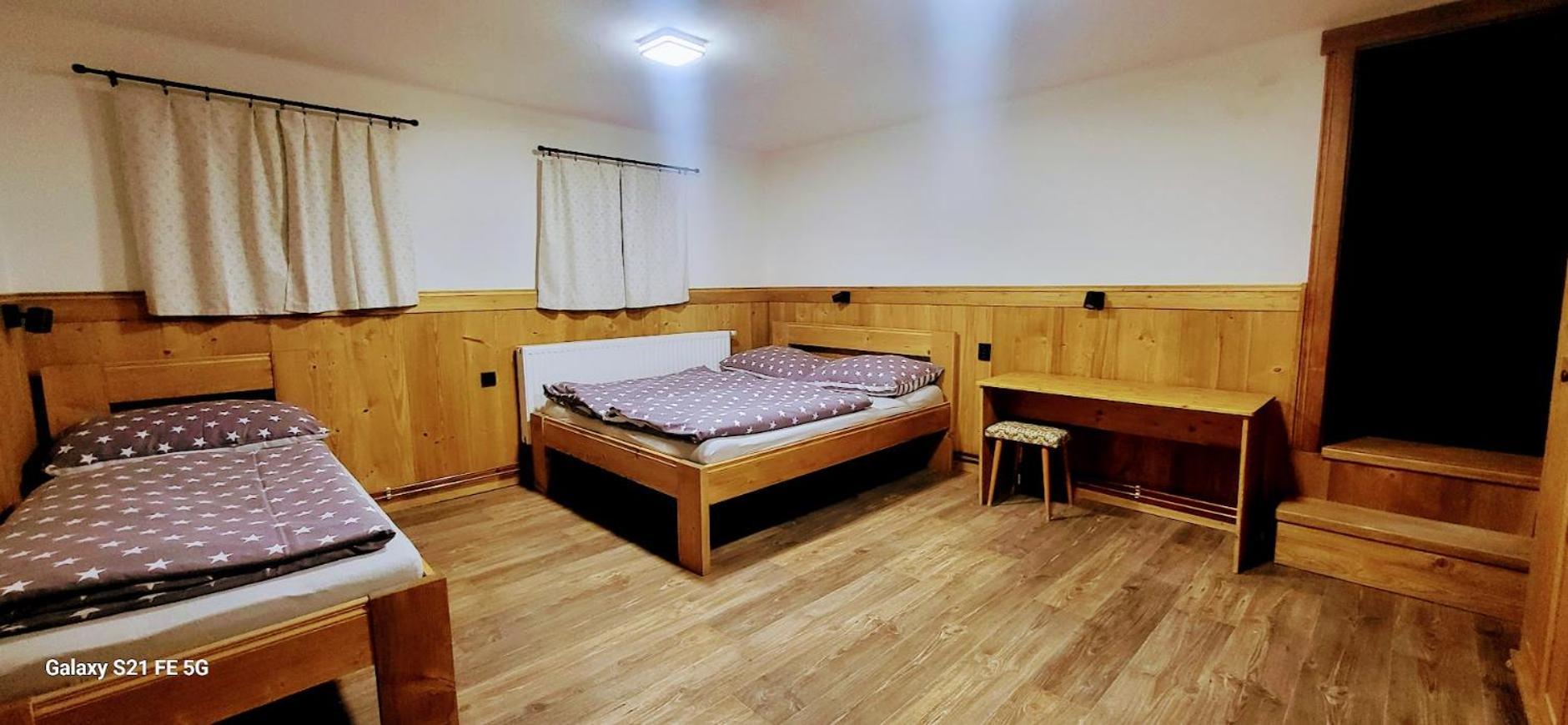 Auberge de jeunesse Bouda Na Plani - Horska Bouda à Špindlerŭv Mlýn Extérieur photo